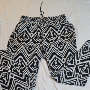 Black and White Geometric Women's Trousers